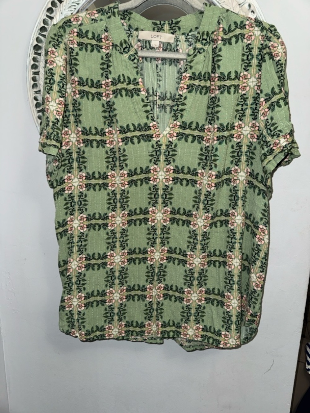 LOFT Green Floral Grid V-Neck Short Sleeve Blouse
